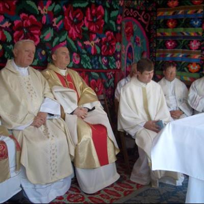 13 mai 2006: Gâşteni: Sfinţire de clopote