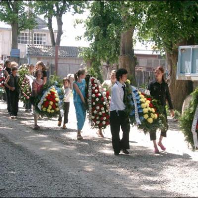 24 mai 2006: Gherăeşti: Înmormântarea pr. Anton Dănculesei