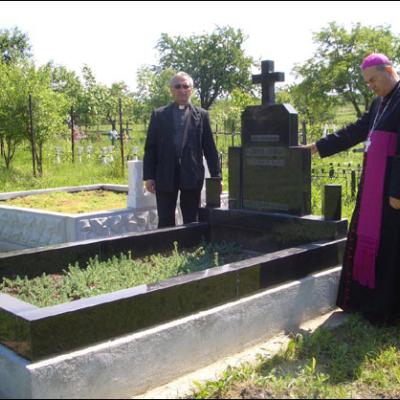 10-11 mai 2006: Vizită pastorală în Parohia Pârgăreşti