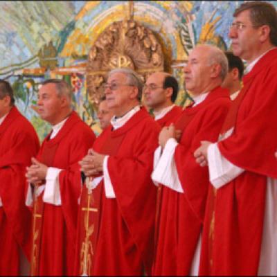 29 iunie 2006: Hirotonire de preoţi în catedrala din Iaşi