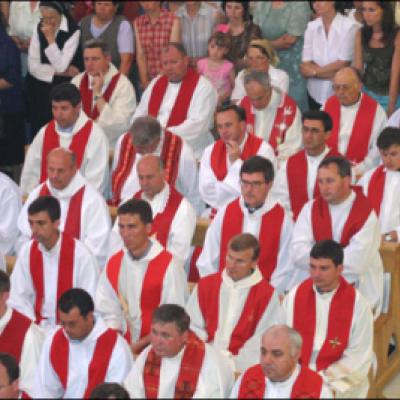 29 iunie 2006: Hirotonire de preoţi în catedrala din Iaşi