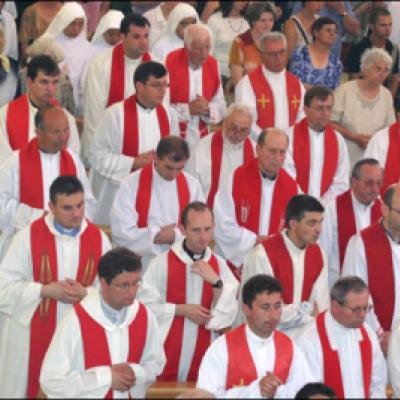 29 iunie 2006: Hirotonire de preoţi în catedrala din Iaşi