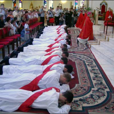29 iunie 2006: Hirotonire de preoţi în catedrala din Iaşi