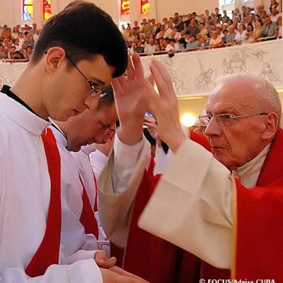 29 iunie 2006: Hirotonire de preoţi în catedrala din Iaşi (FOCUS)