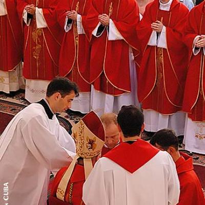 29 iunie 2006: Hirotonire de preoţi în catedrala din Iaşi (FOCUS)