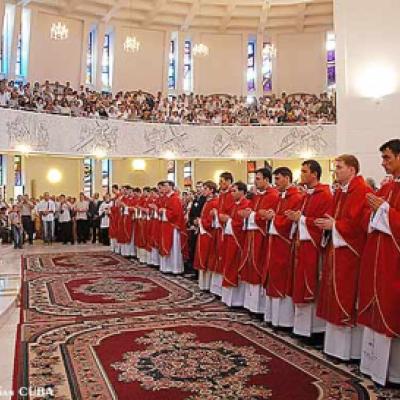 29 iunie 2006: Hirotonire de preoţi în catedrala din Iaşi (FOCUS)