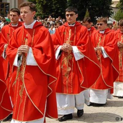 29 iunie 2006: Hirotonire de preoţi în catedrala din Iaşi (FOCUS)