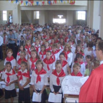 22 iulie 2006: Administrarea Mirului în Parohia Coman