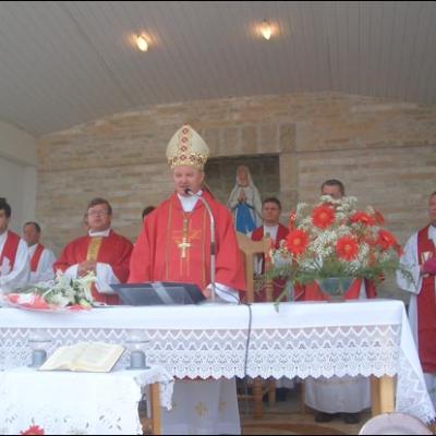 6 august 2006: Administrarea Mirului în Parohia Izvoarele (IS)