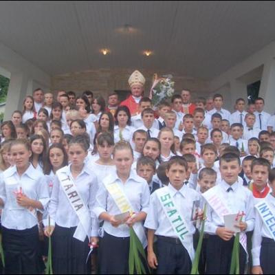 6 august 2006: Administrarea Mirului în Parohia Izvoarele (IS)