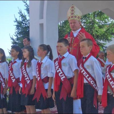 12 august 2006: Administrarea Mirului în Parohia Răchiteni