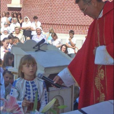 12 august 2006: Administrarea Mirului în Parohia Răchiteni