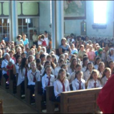 12 august 2006: Administrarea Mirului în Parohia Săveni