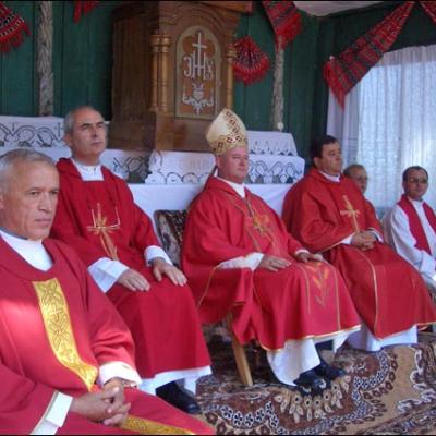 13 august 2006: Administrarea Mirului în Parohia Lespezi