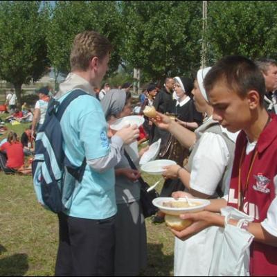 24 august 2006: Şumuleu Ciuc: Întâlnirea Naţională a Tinerilor Catolici - prima zi