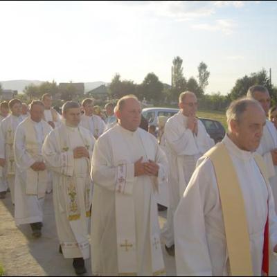 24 august 2006: Nicolae Bălcescu: Sfinţirea bisericii din cimitir, dedicată Tuturor Sfinţilor