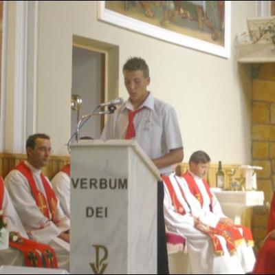 10 septembrie 2006: Administrarea Mirului în Parohia Mărgineni