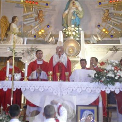 10 septembrie 2006: Administrarea Mirului în Parohia Mărgineni