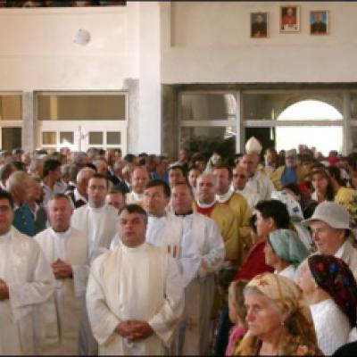 16 septembrie 2006: Horgeşti: Inaugurarea noii biserici
