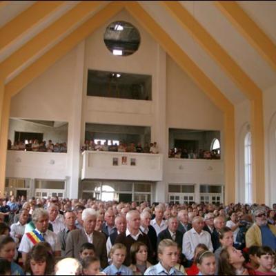 16 septembrie 2006: Horgeşti: Inaugurarea noii biserici