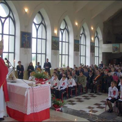 23 septembrie 2006: Administrarea Mirului în Parohia Valea Mică