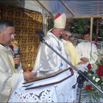 1 octombrie 2006: Oneşti: Înfiinţarea Parohiei "Sf. Tereza a Pruncului Isus" şi instalarea parohului Anton Ion