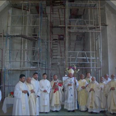 1 octombrie 2006: Oneşti: Înfiinţarea Parohiei "Sf. Tereza a Pruncului Isus" şi instalarea parohului Anton Ion