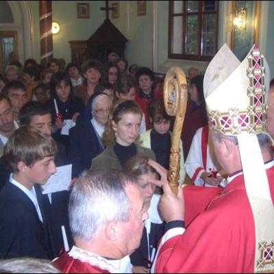 15 octombrie 2006: Administrarea Mirului în Parohia Fălticeni