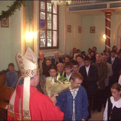 15 octombrie 2006: Administrarea Mirului în Parohia Fălticeni