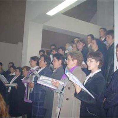 29 octombrie 2006: Roman: Consacrarea altarului şi sfinţirea bisericii "Fericitul Ieremia"