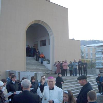4-5 noiembrie 2006: Vizită pastorală în Parohia "Sf. Tereza a Pruncului Isus" din Piatra Neamţ