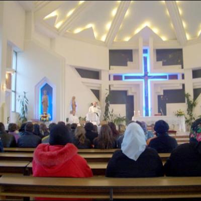 4-5 noiembrie 2006: Vizită pastorală în Parohia "Sf. Tereza a Pruncului Isus" din Piatra Neamţ