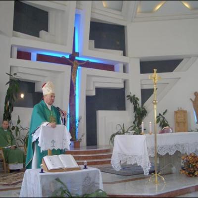 4-5 noiembrie 2006: Vizită pastorală în Parohia "Sf. Tereza a Pruncului Isus" din Piatra Neamţ