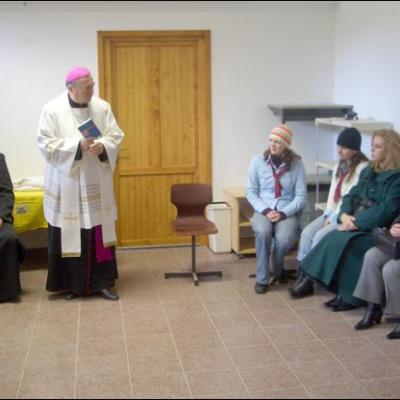 4-5 noiembrie 2006: Vizită pastorală în Parohia "Sf. Tereza a Pruncului Isus" din Piatra Neamţ