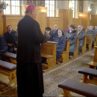 11-12 noiembrie 2006: Vizită pastorală în Parohia "Sf. Iosif Muncitorul" din Piatra Neamţ