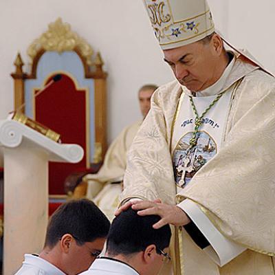 8 decembrie 2006: Iaşi: 15 noi diaconi