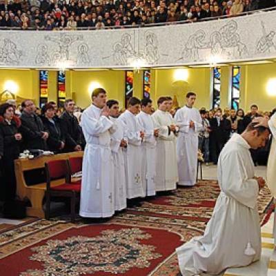 8 decembrie 2006: Iaşi: 15 noi diaconi