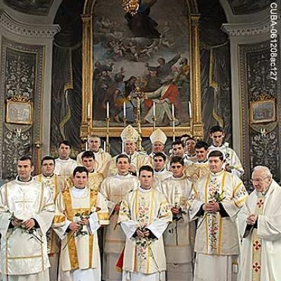 8 decembrie 2006: Iaşi: 15 noi diaconi