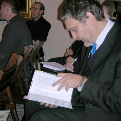11 decembrie 2006: Bucureşti (Nunţiatura apostolică): Lansarea cărţii "Un buchet de laude pentru papa Ioan Paul al II-lea"