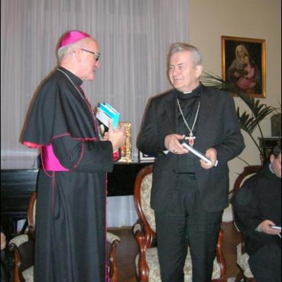 11 decembrie 2006: Bucureşti (Nunţiatura apostolică): Lansarea cărţii "Un buchet de laude pentru papa Ioan Paul al II-lea"