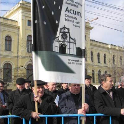 15 februarie 2007: Bucureşti: Manifestare de protest în problema catedralei