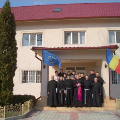 17-18 martie 2007: Vizită pastorală în Parohia "Sf. Tereza a Pruncului Isus" din Roman