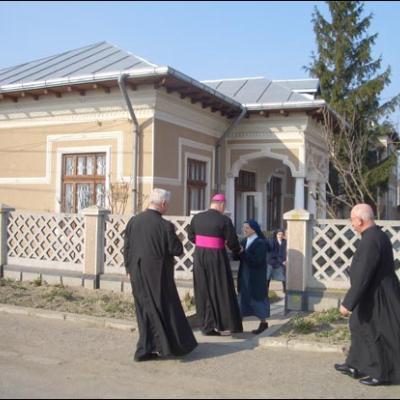 17-18 martie 2007: Vizită pastorală în Parohia "Sf. Tereza a Pruncului Isus" din Roman