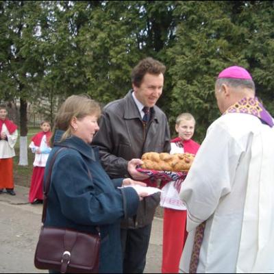 17-18 martie 2007: Vizită pastorală în Parohia "Sf. Tereza a Pruncului Isus" din Roman