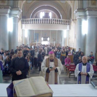 17-18 martie 2007: Vizită pastorală în Parohia "Sf. Tereza a Pruncului Isus" din Roman