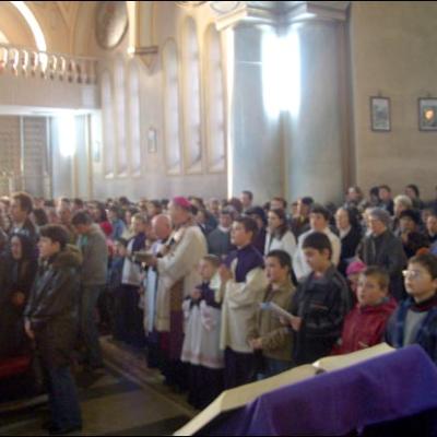 17-18 martie 2007: Vizită pastorală în Parohia "Sf. Tereza a Pruncului Isus" din Roman