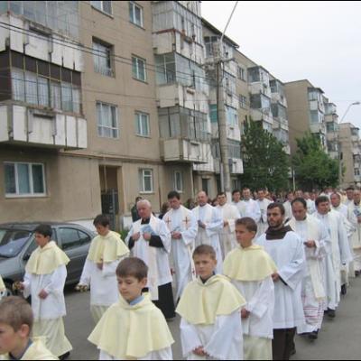 29 aprilie 2007: Roman: Consacrarea altarului şi sfinţirea bisericii "Isus, Bunul Pastor"