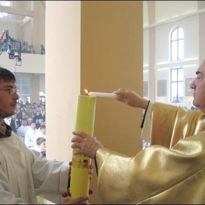 29 aprilie 2007: Roman: Consacrarea altarului şi sfinţirea bisericii "Isus, Bunul Pastor"