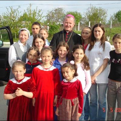 5 mai 2007: Baraţi: Jubileu la Casa de copii "Sfânta Maria"