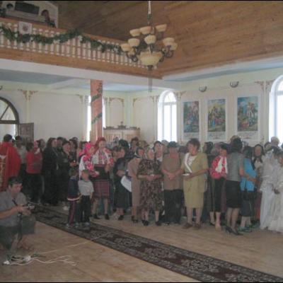 26 mai 2007: Capăta: Sfinţirea noului lăcaş şi consacrarea altarului